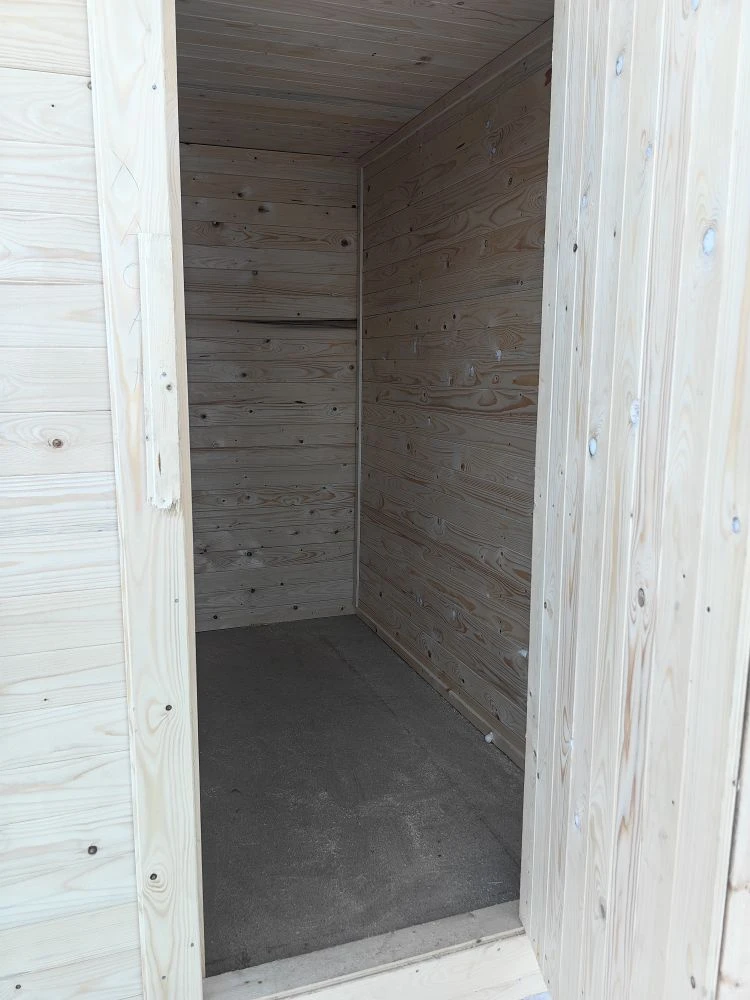 Бытовка установлена