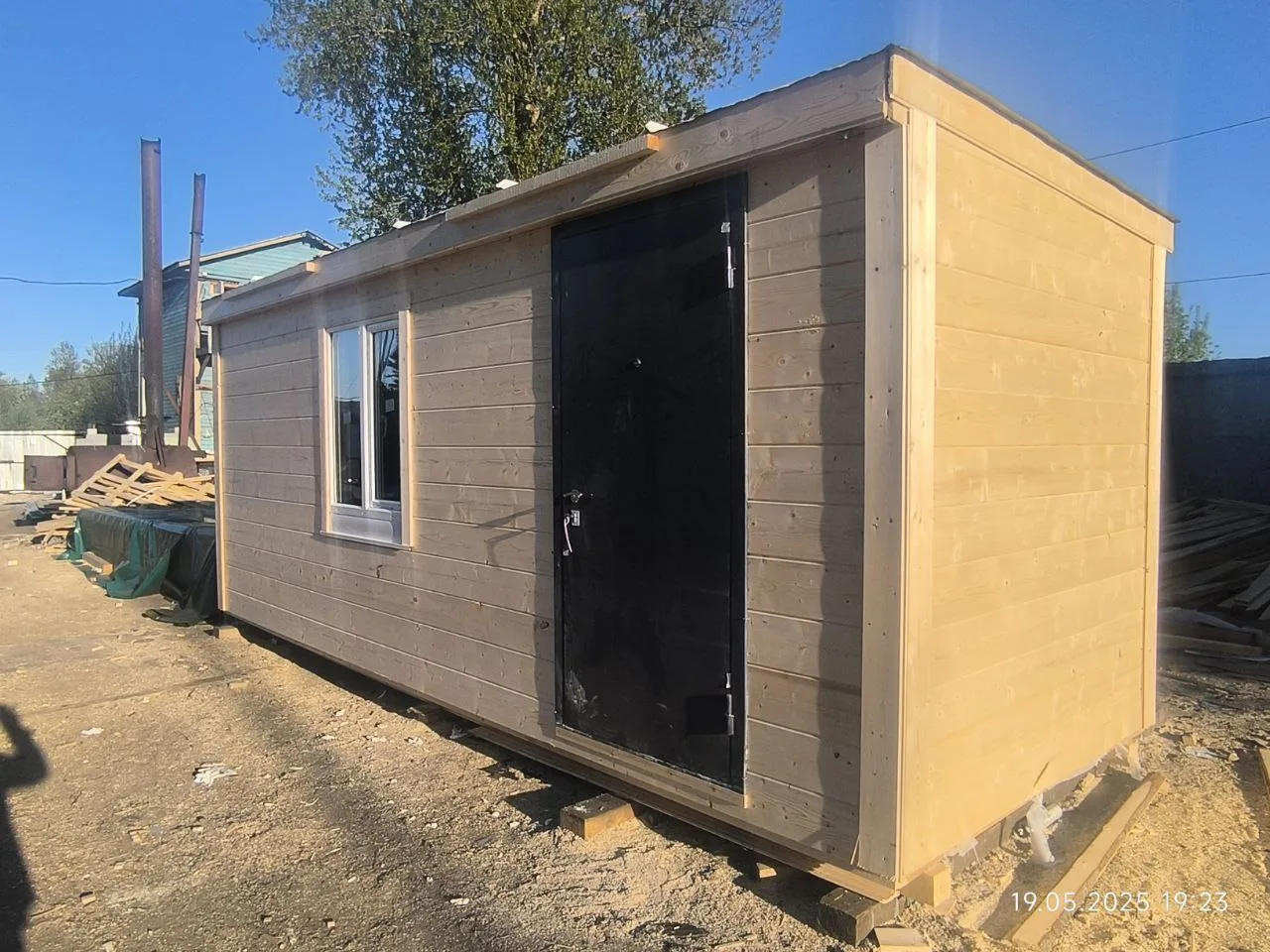 Бытовка установлена